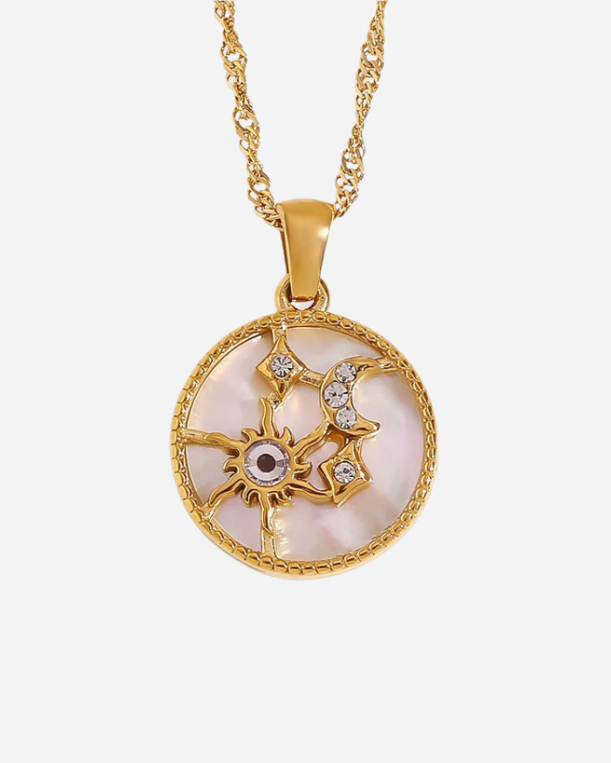 Cléa Pendant Necklace