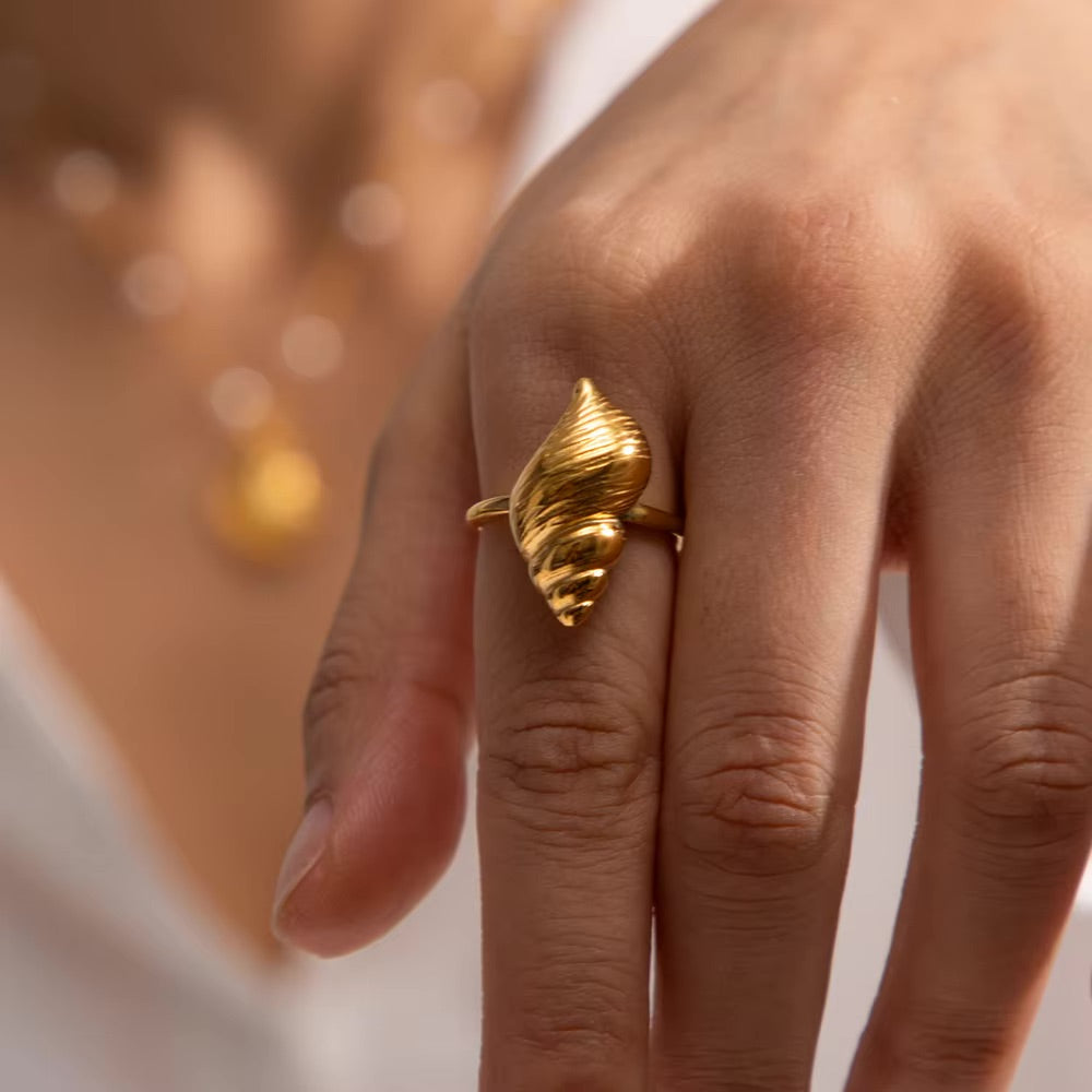 Marisol Golden Seashell Ring