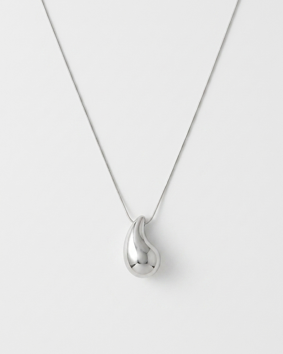 Yara Necklace in silver