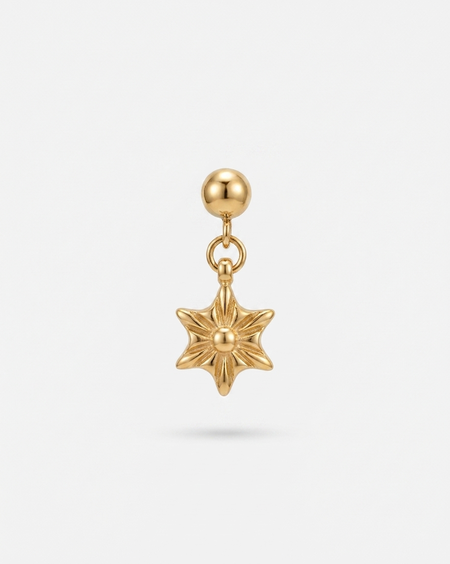 Sunburst star gold charm pendant hero