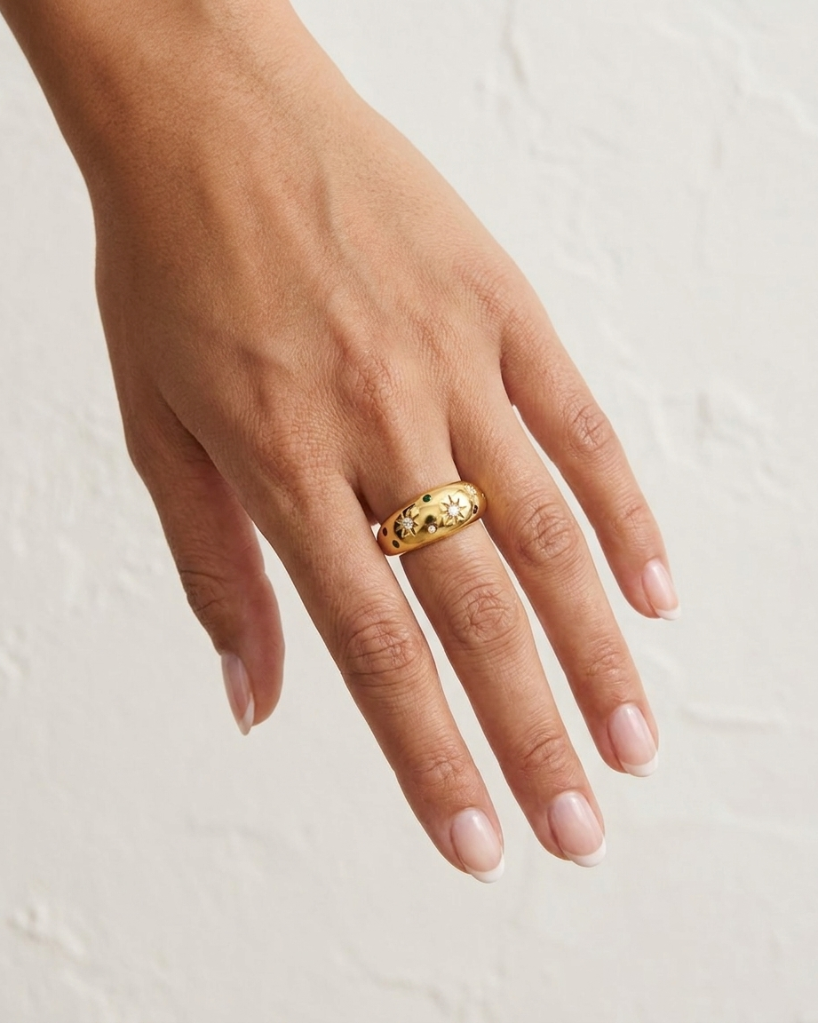 Axie Ring cream wall hand