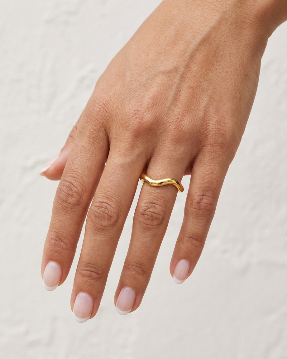 Yael Ring cream wall hand