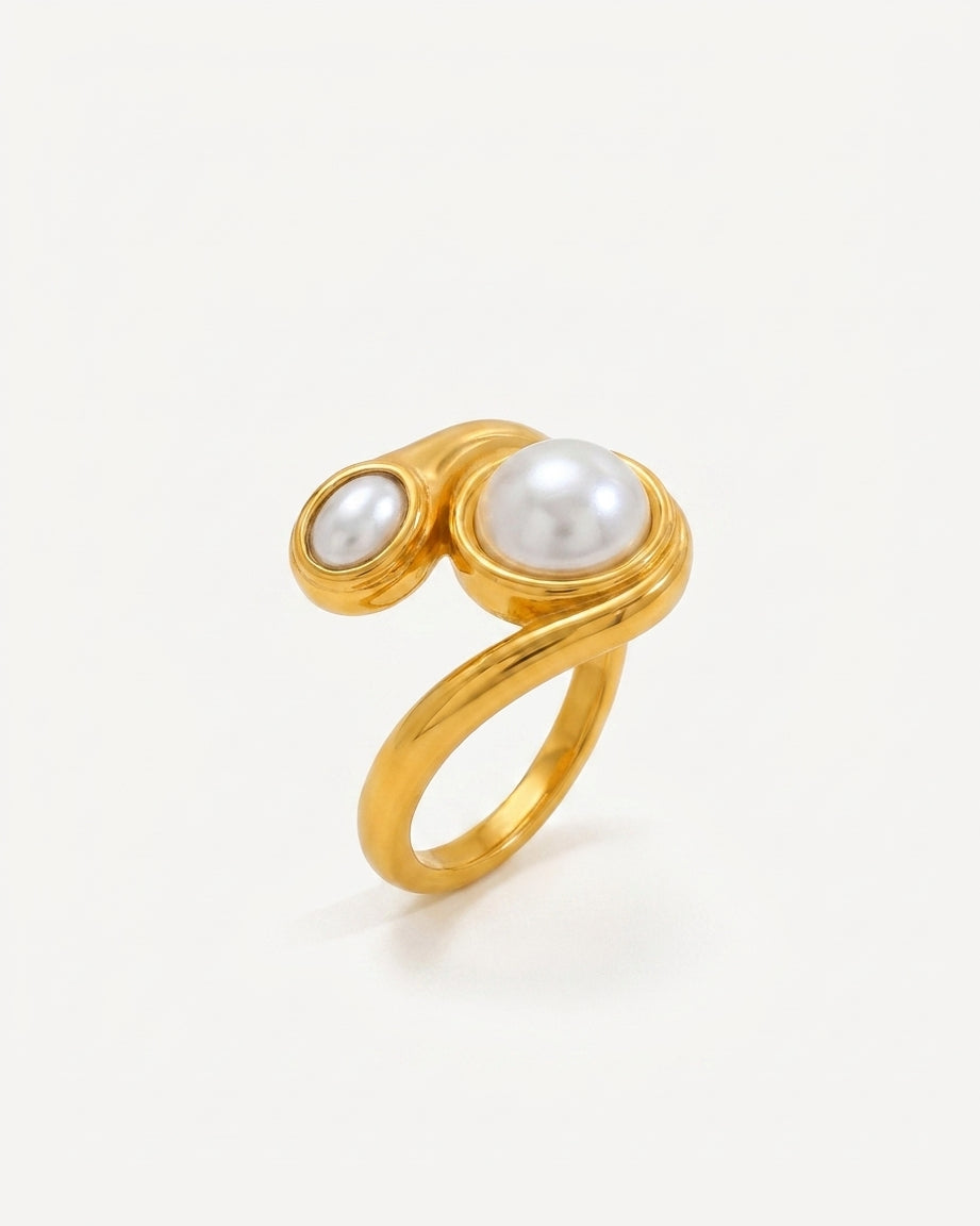 Double Pearl Twist Ring hero packshot