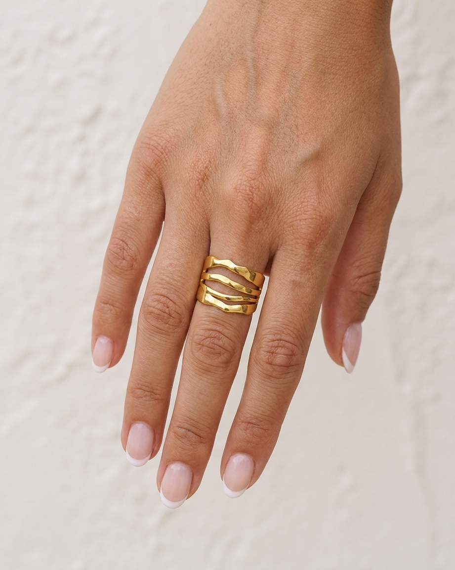 Wavy Texture Ring cream wall hand