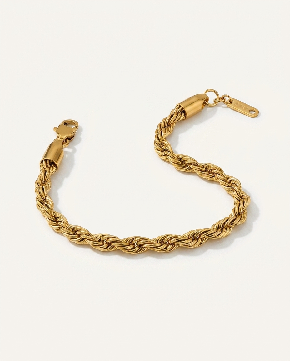 Gia Bracelet hero packshot
