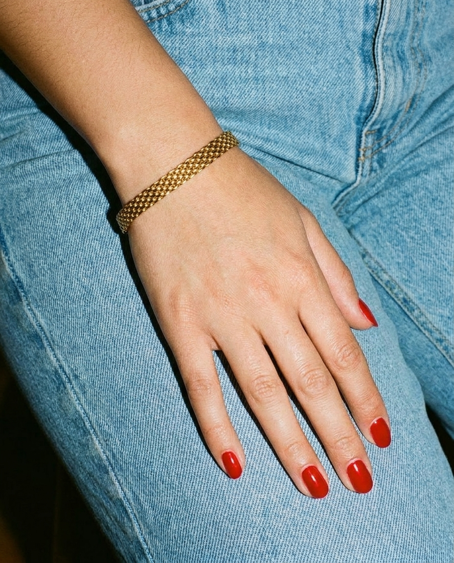 Siena Chain Bracelet candid flash