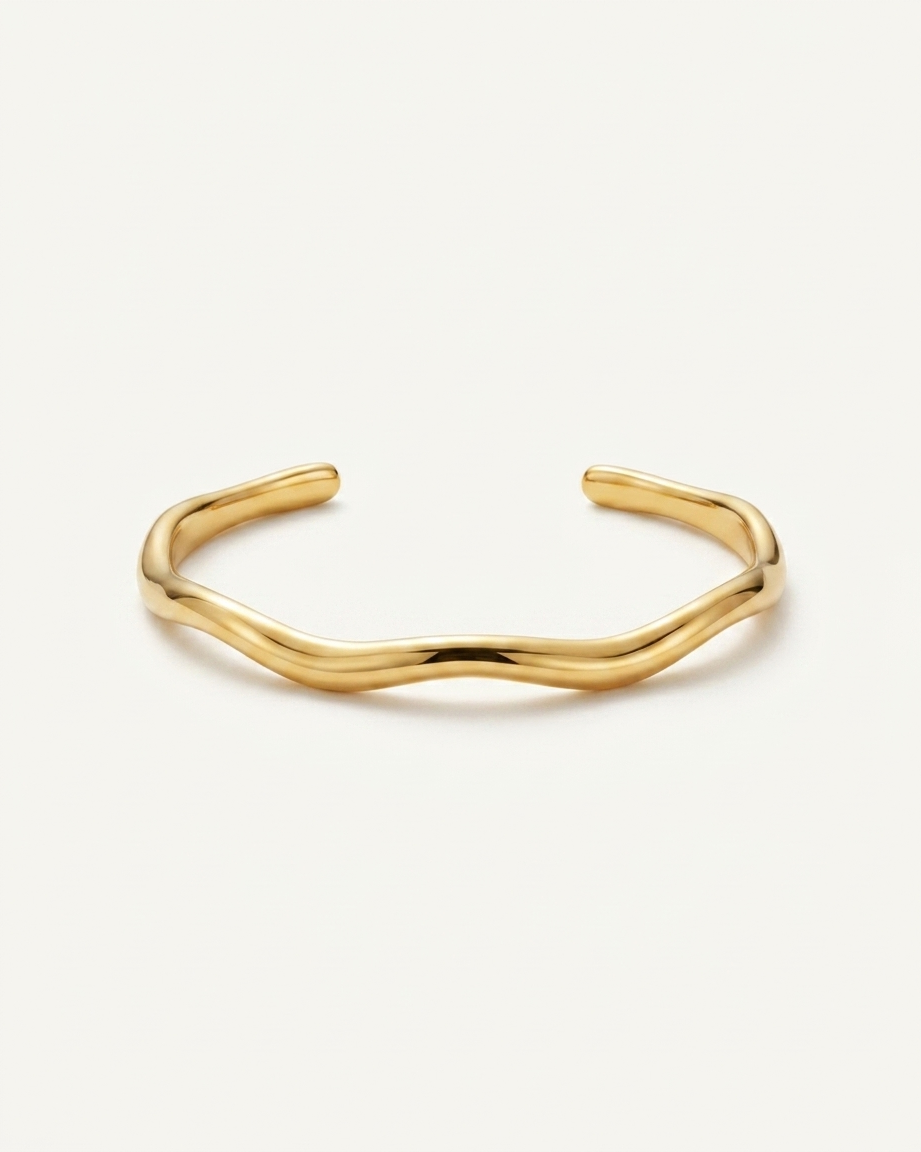 Reni Cuff hero