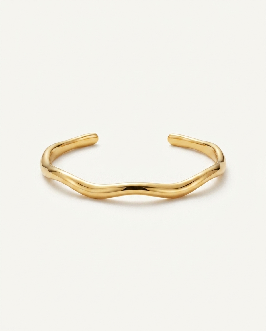 Reni Cuff hero