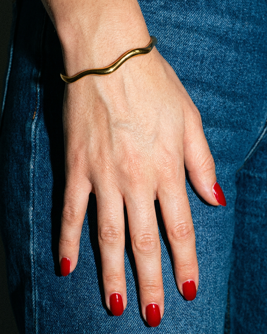 Reni Cuff flash