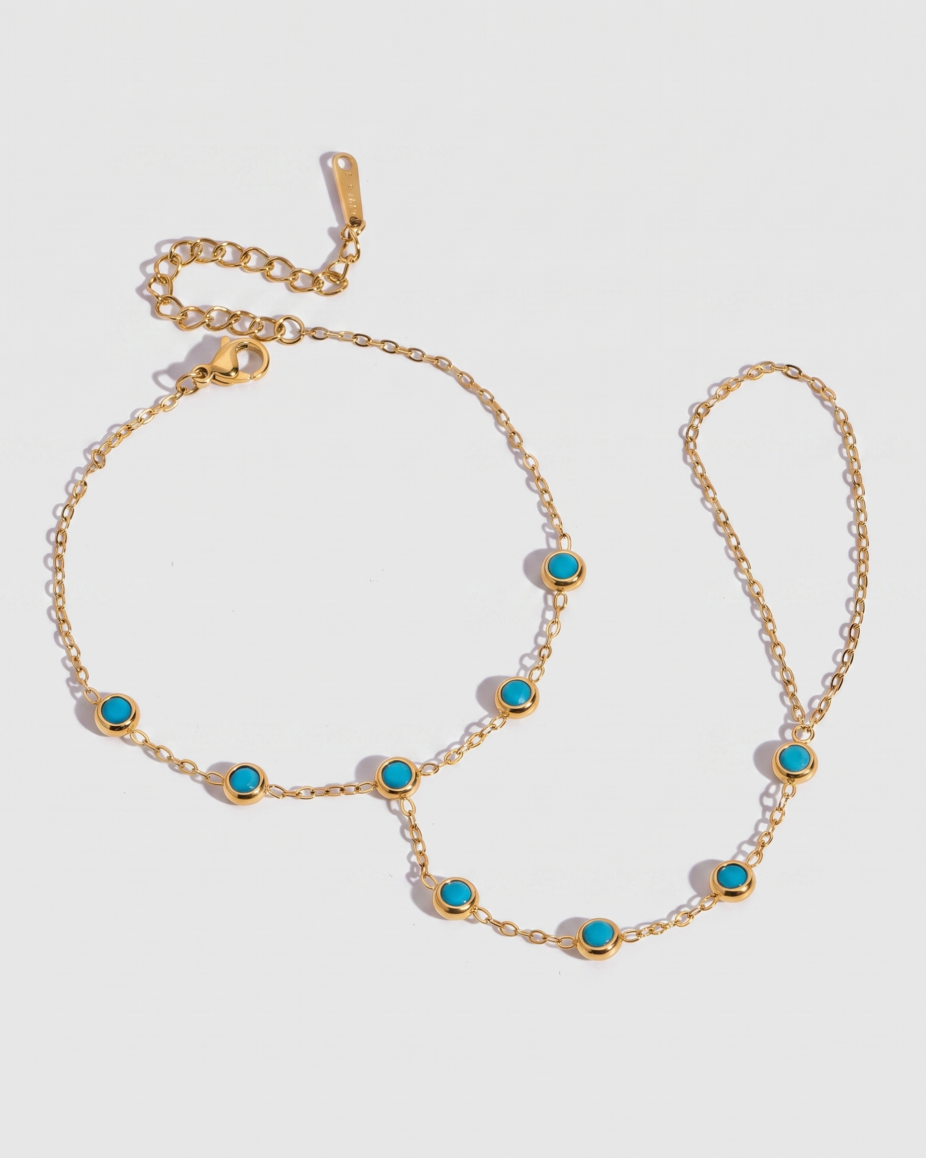 Capri hand chain hero