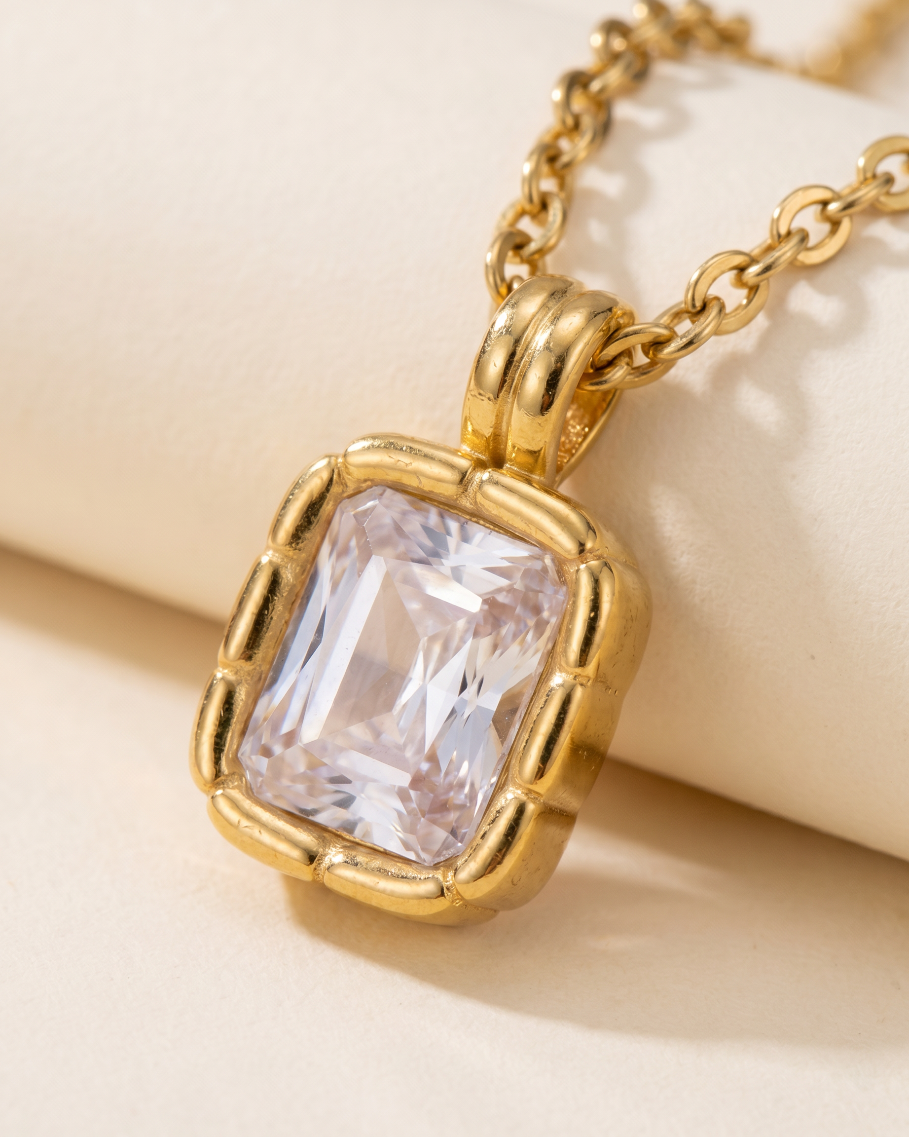 Sylvie Necklace pendant detail