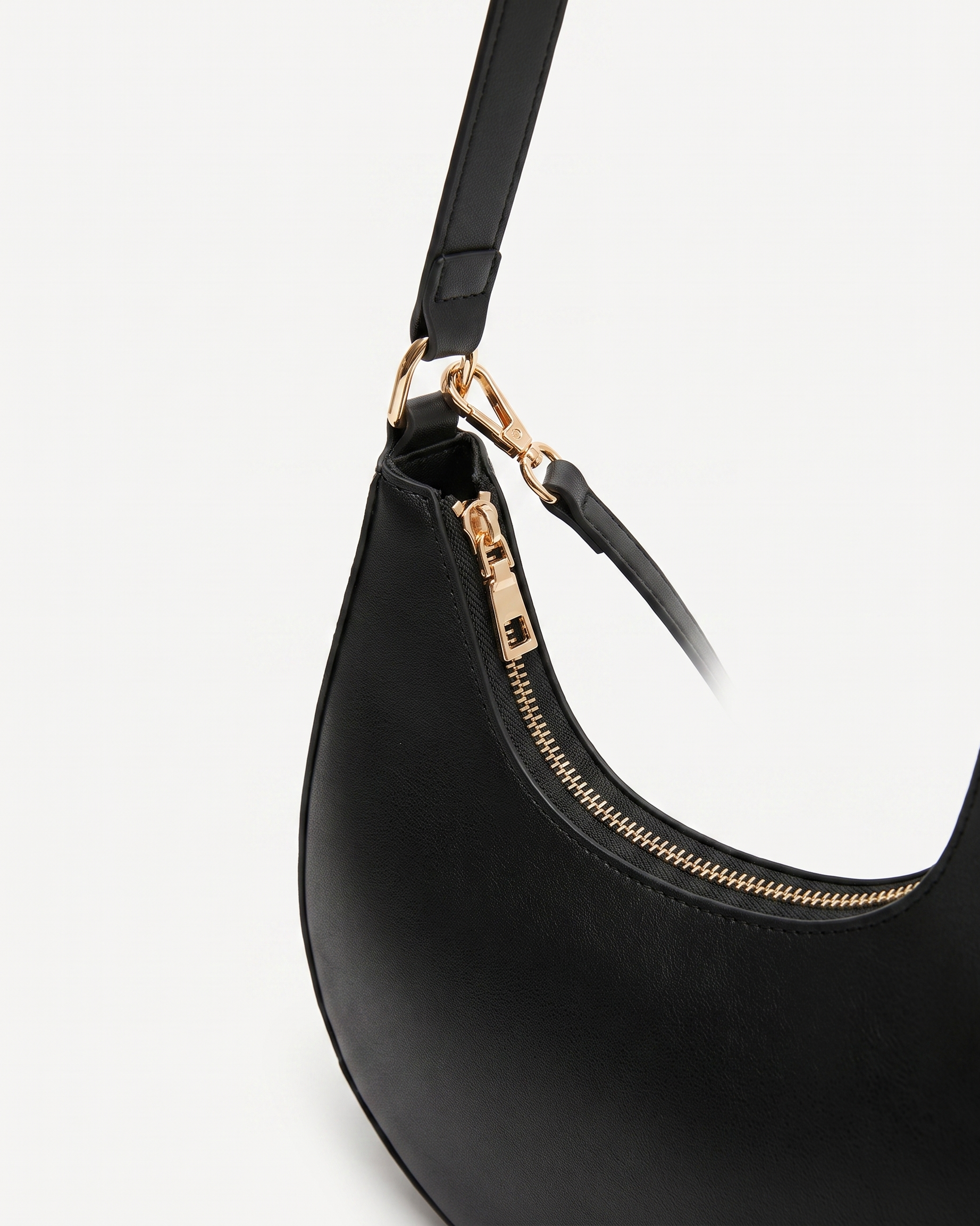 Josephine black shoulder bag zip and clasp detail