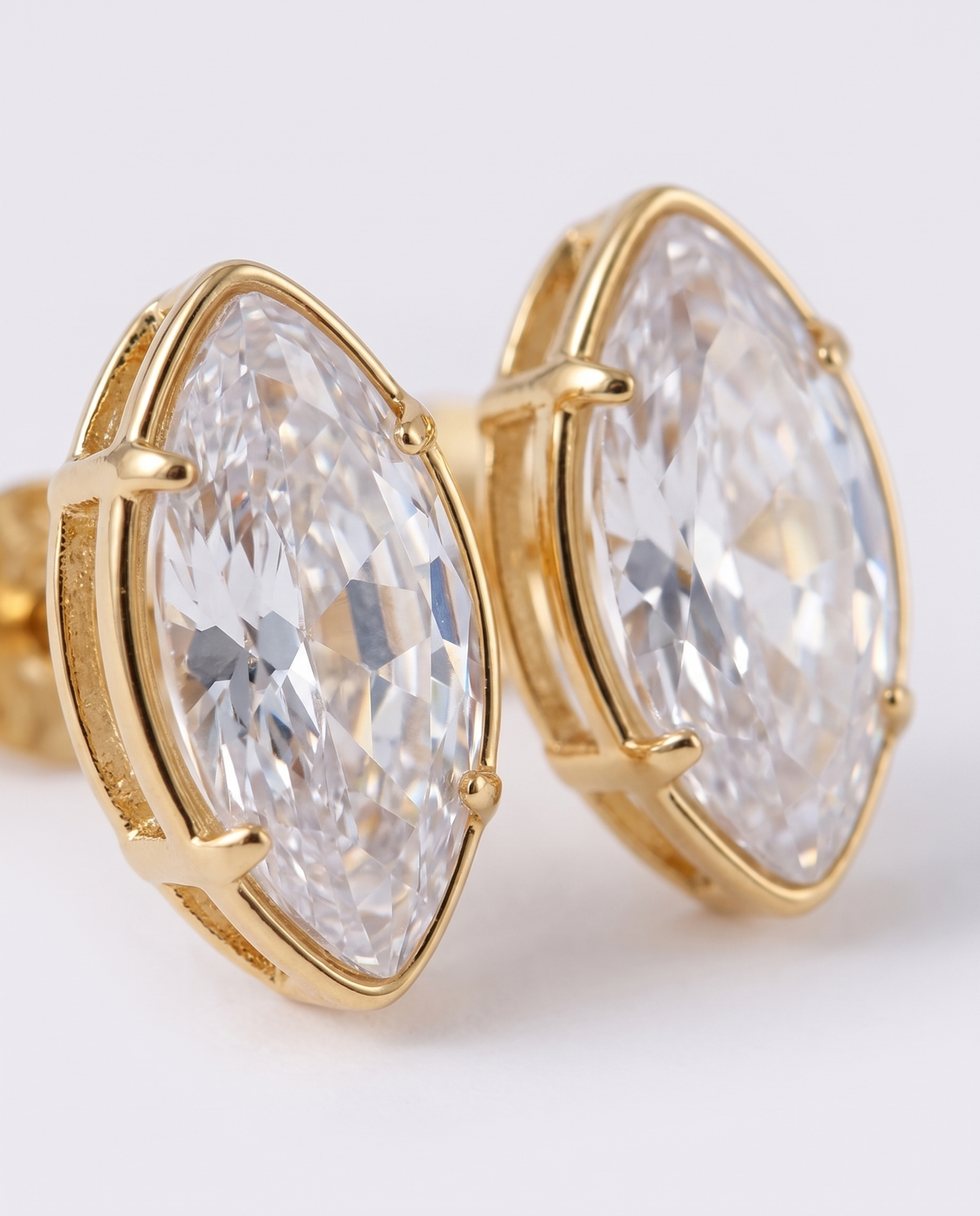 Margaux heart stud earrings macro detail