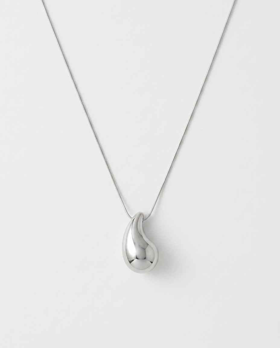 Yara Necklace in silver