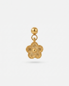 Daisy gold charm pendant hero