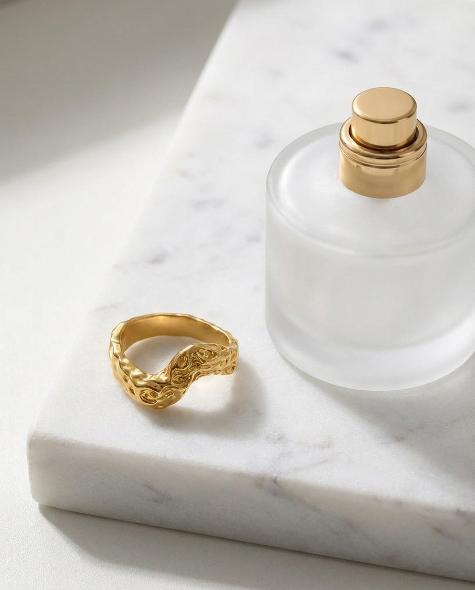 Bea Ring marble flatlay