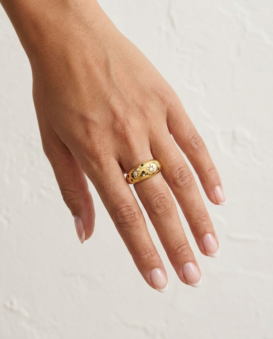Axie Ring cream wall hand