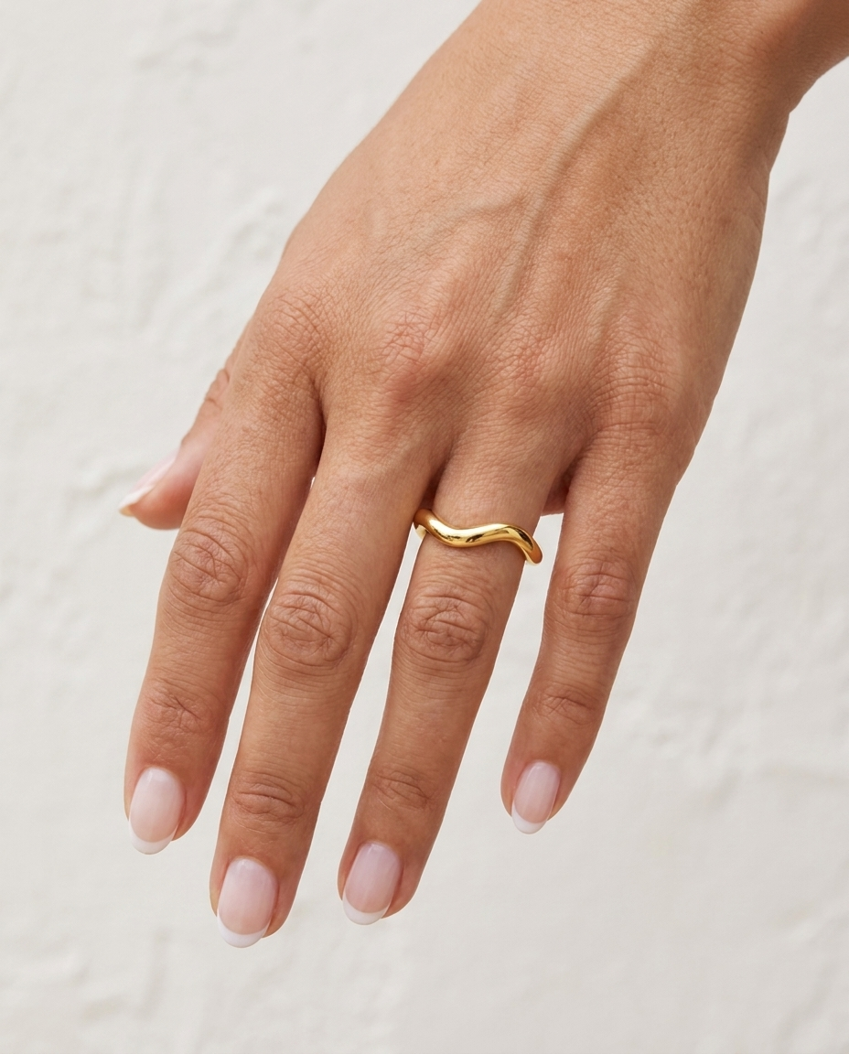 Yael Ring cream wall hand