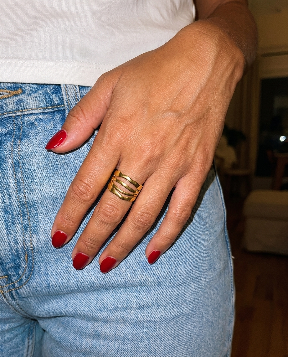 Wavy Texture Ring candid flash