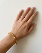 Élise Bangle styled wrist