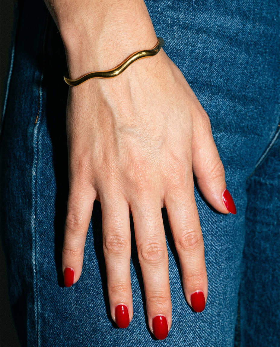 Reni Cuff flash