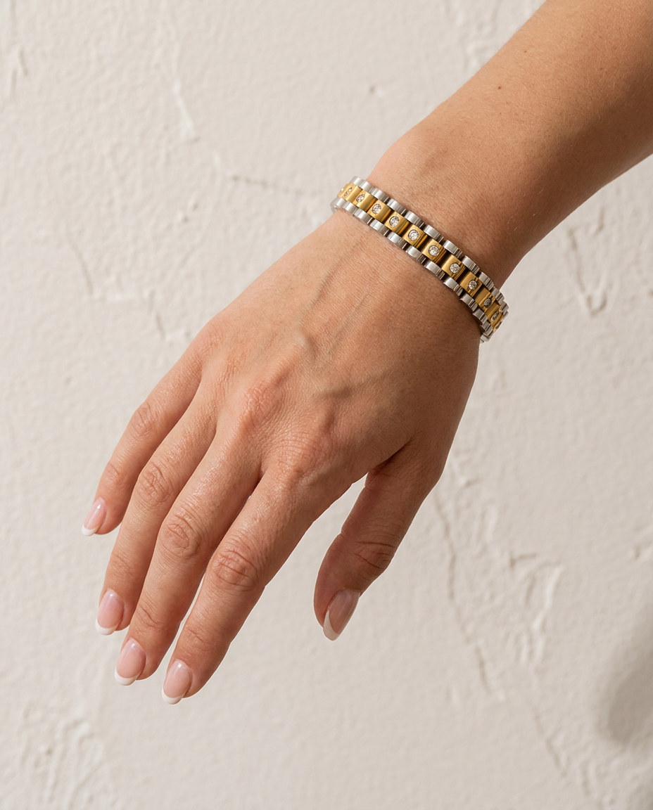 Saira Bracelet styled wrist