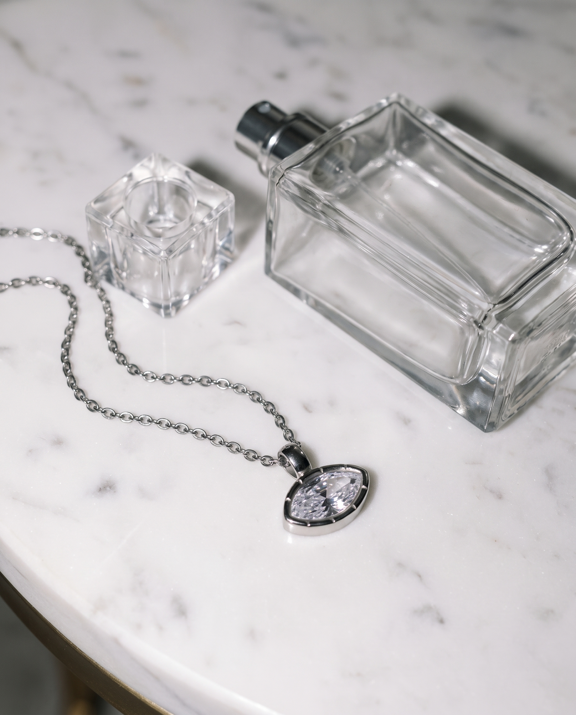 Elodie Necklace silver flatlay