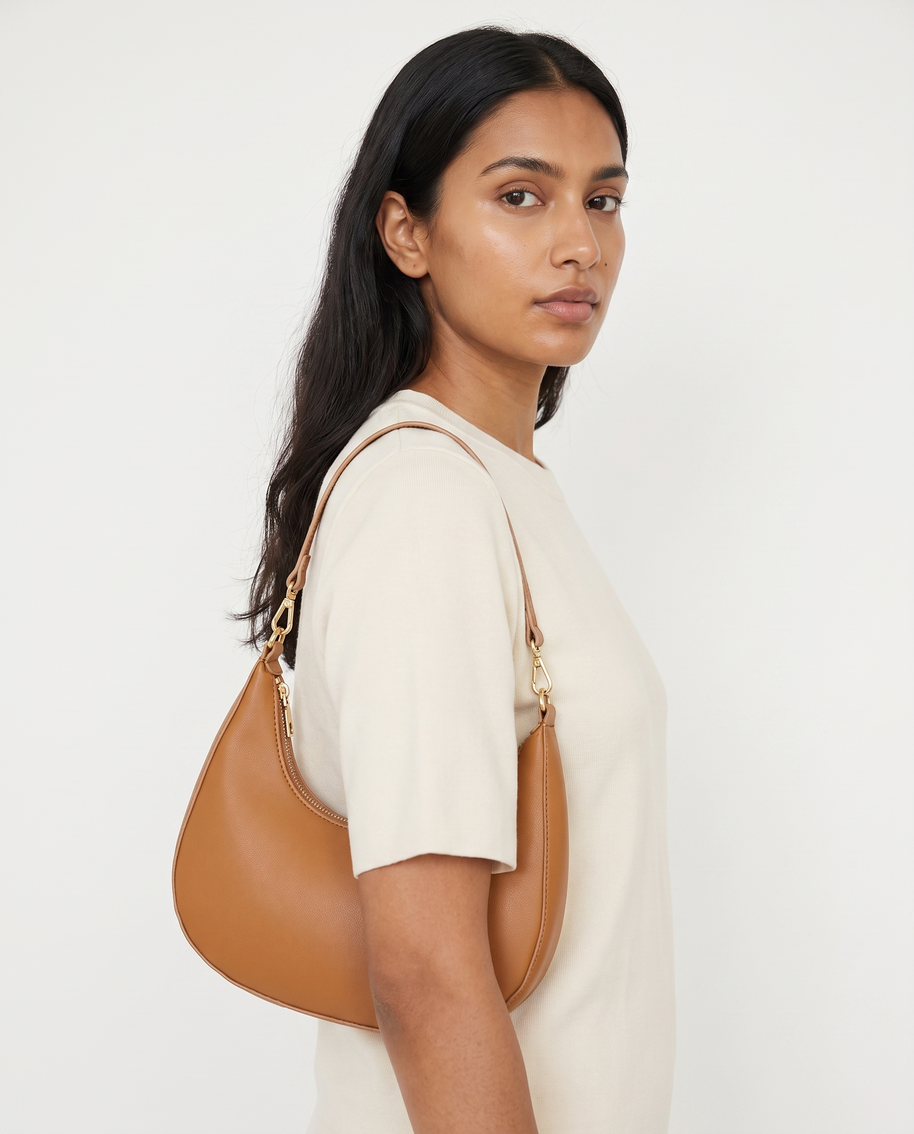 Josephine brown shoulder bag worn under the arm