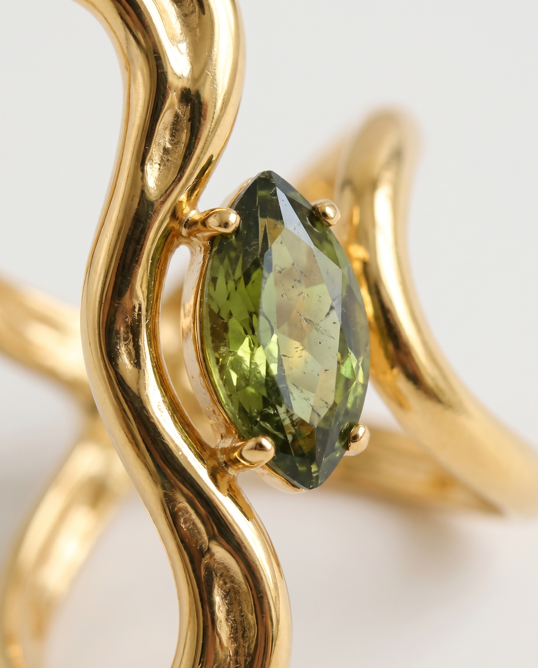 Jade green crystal ring macro detail